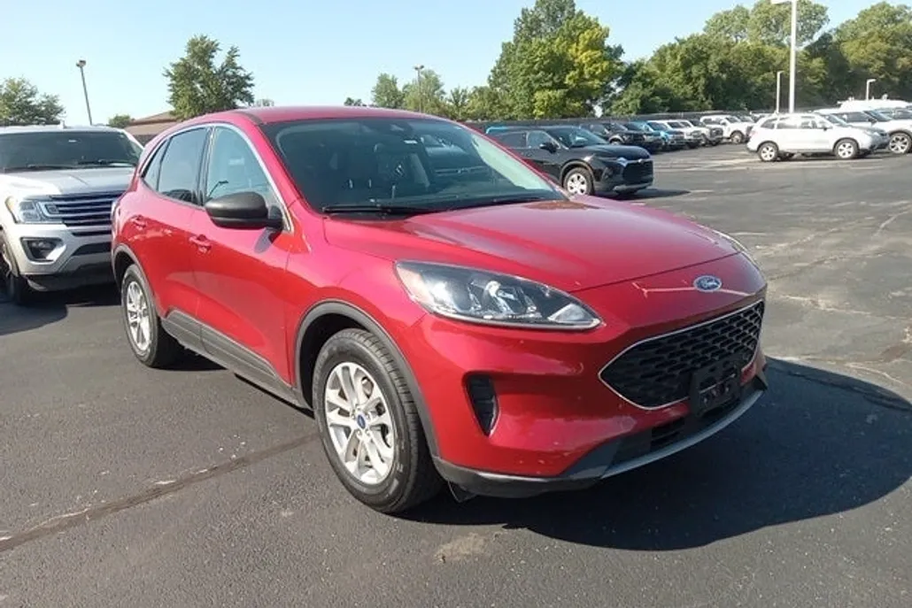 2022 Ford Escape SE photo 1