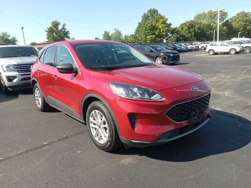 2022 Ford Escape SE photo 1