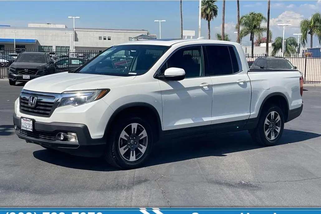 2019 Honda Ridgeline RTL-T photo 1