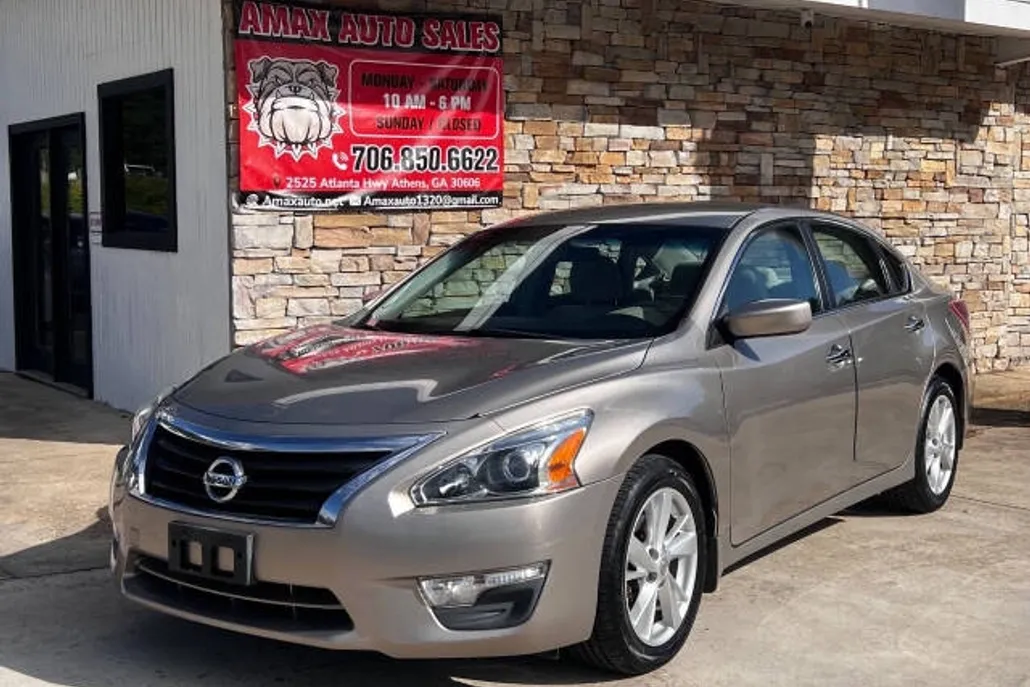2013 Nissan Altima 2.5 SV photo 1