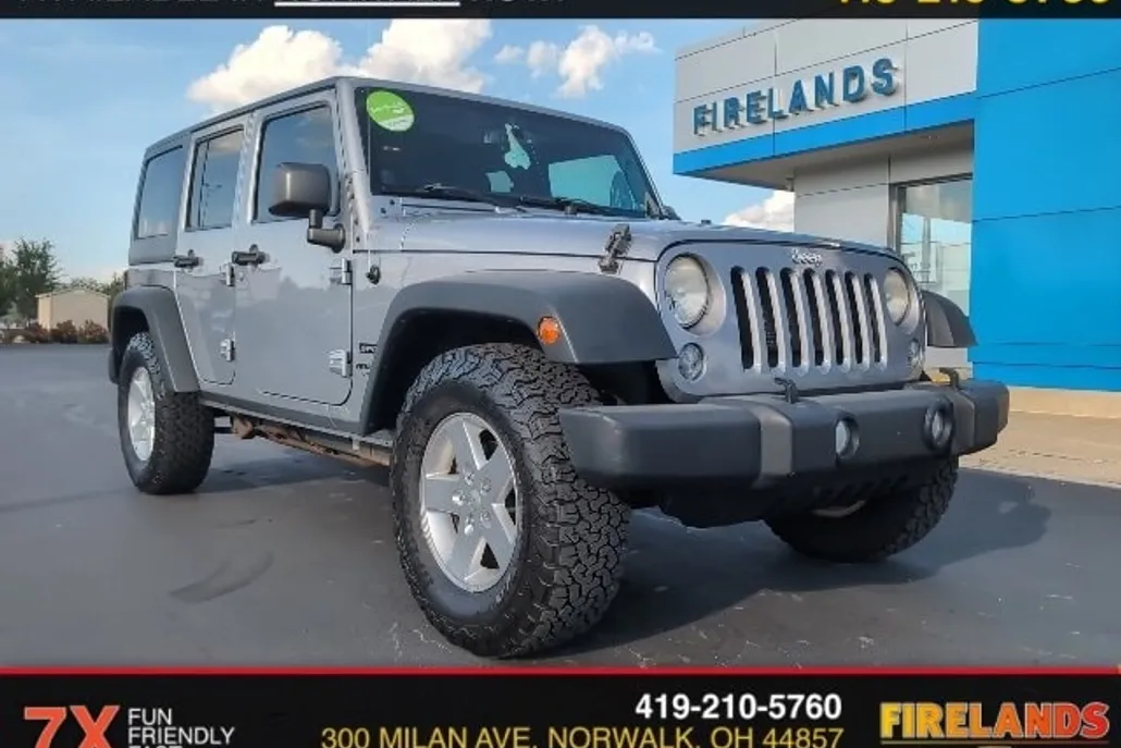 2014 Jeep Wrangler Unlimited Sport photo 1
