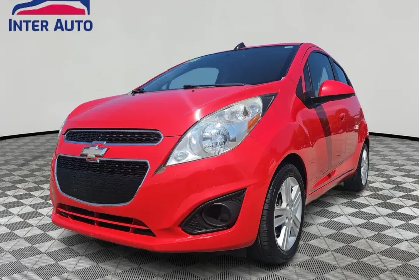 2015 Chevrolet Spark 1LT photo 1