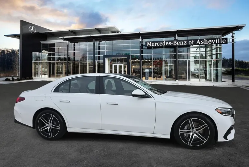 2026 Mercedes Benz E 4MATIC Sedan photo 1