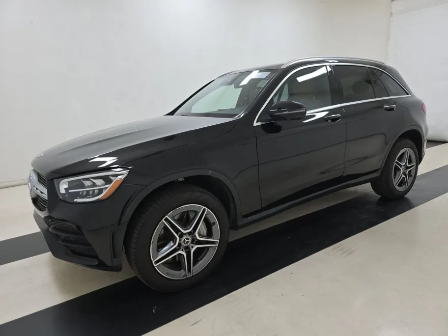 2022 Mercedes Benz GLC 300 AMG photo 1