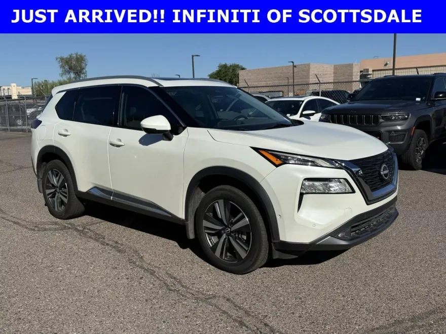 2022 Nissan Rogue SL photo 1