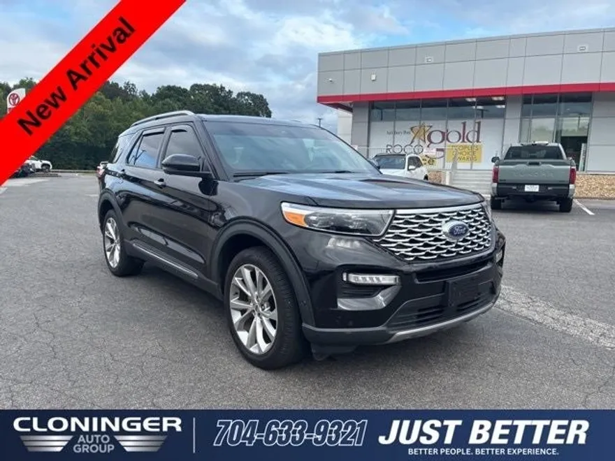 2021 Ford Explorer Platinum photo 1