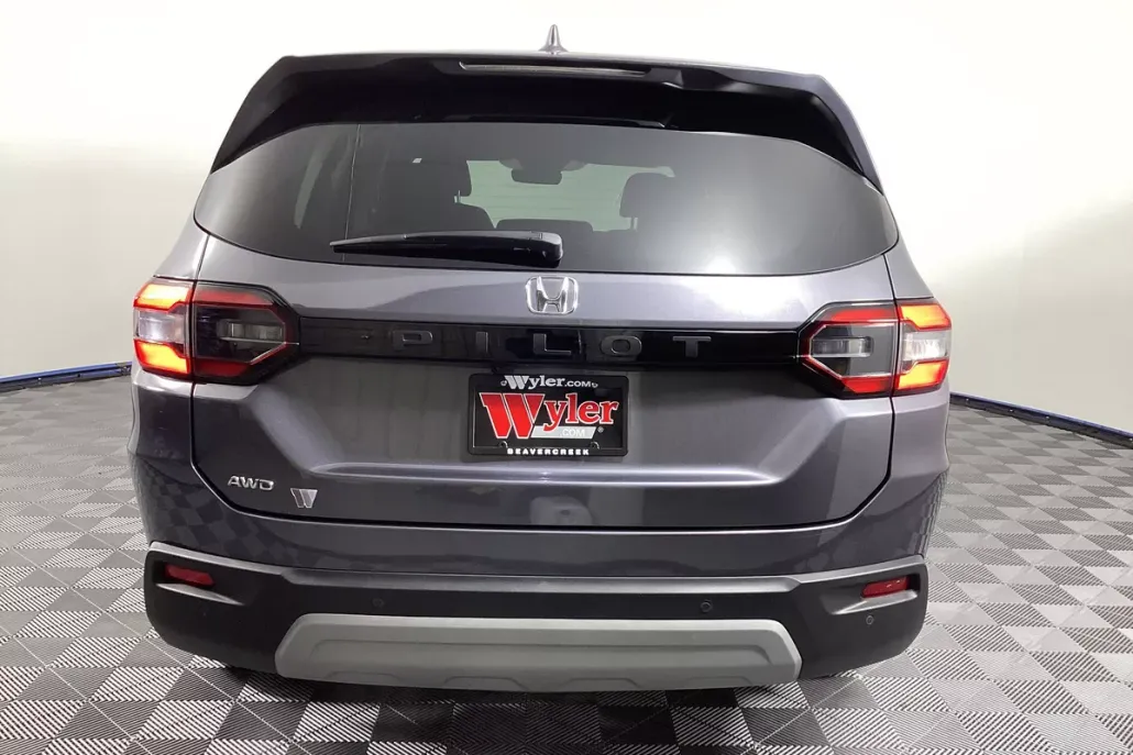 2024 Honda Pilot EX-L photo 1