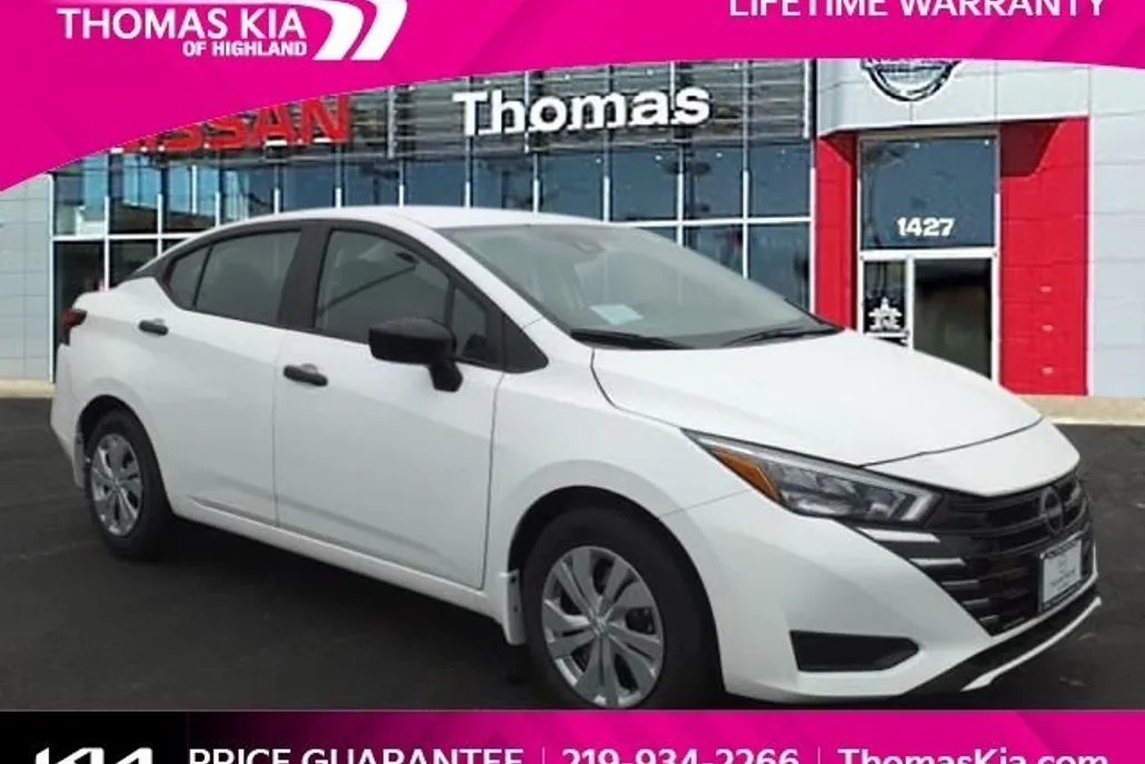 2025 Nissan Versa 1.6 S photo 1