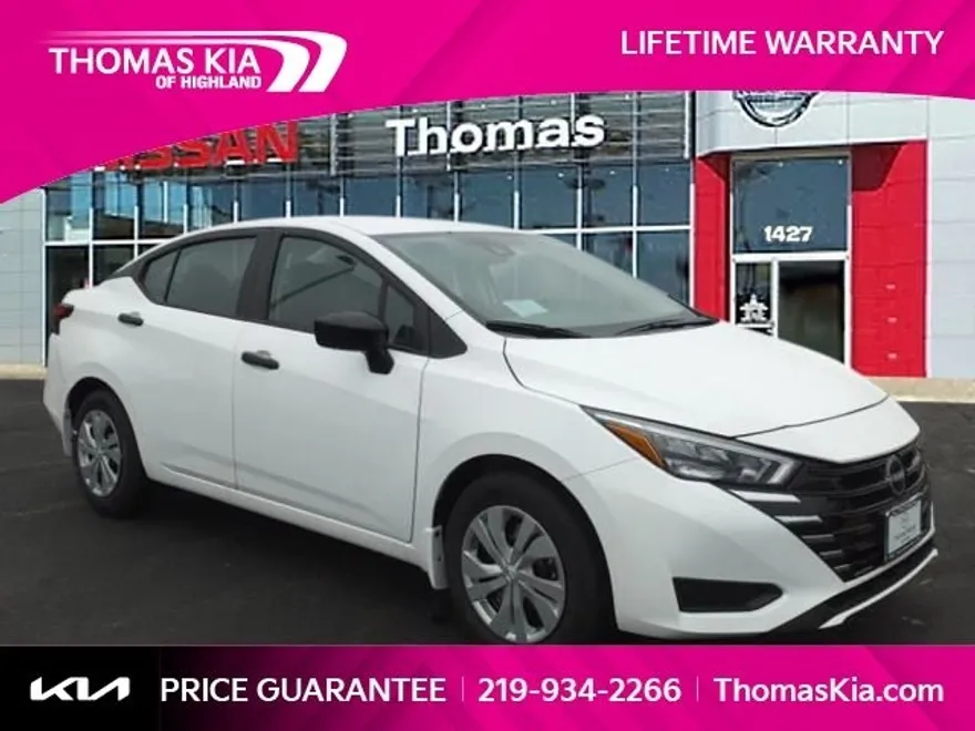 2025 Nissan Versa 1.6 S photo 1