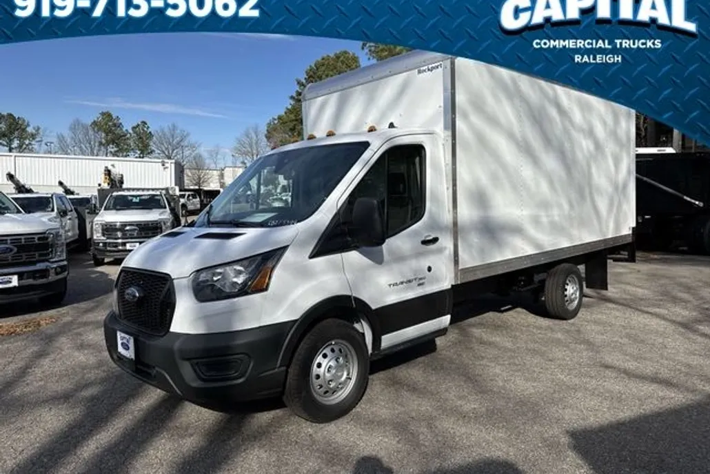 2024 Ford Transit Chassis Cutaway photo 1