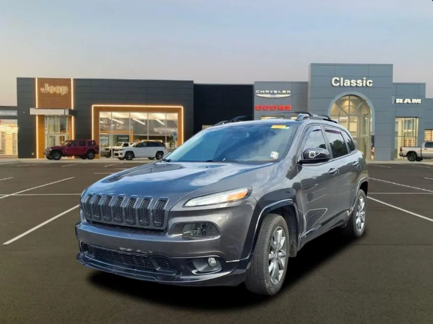 2018 Jeep Cherokee Latitude photo 1