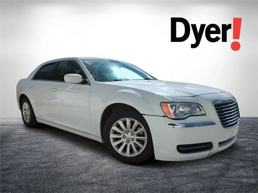 2014 Chrysler 300 Base photo 1