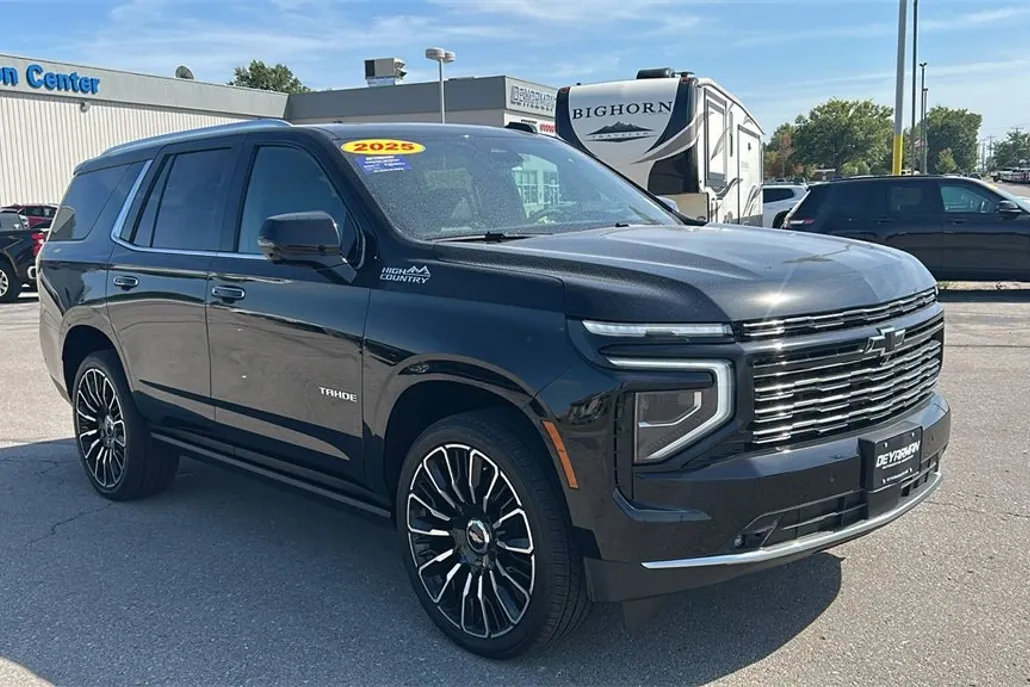 2025 Chevrolet Tahoe High Country photo 1