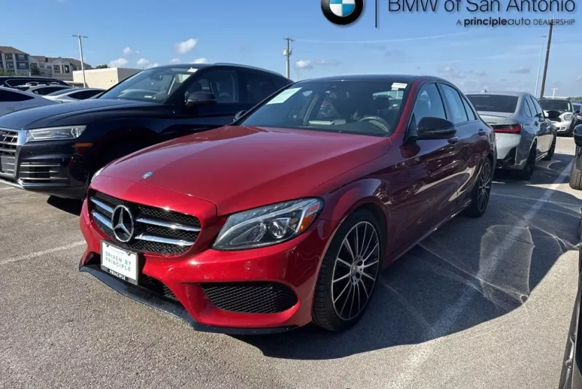 2016 Mercedes Benz C 300 Sedan photo 1