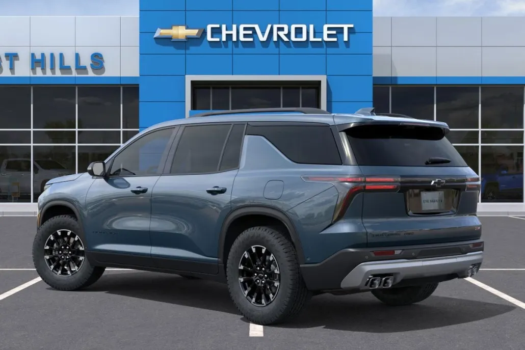 2026 Chevrolet Traverse Z71 photo 1