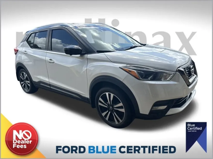 2020 Nissan Kicks SR photo 1