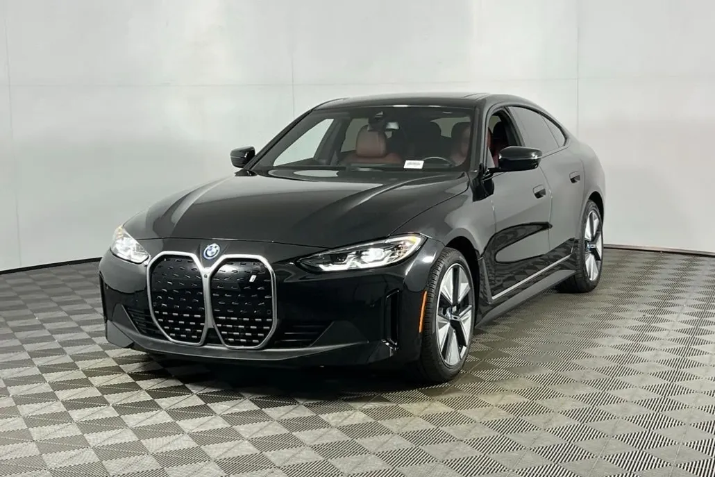 2023 Bmw i4 eDrive35 photo 1