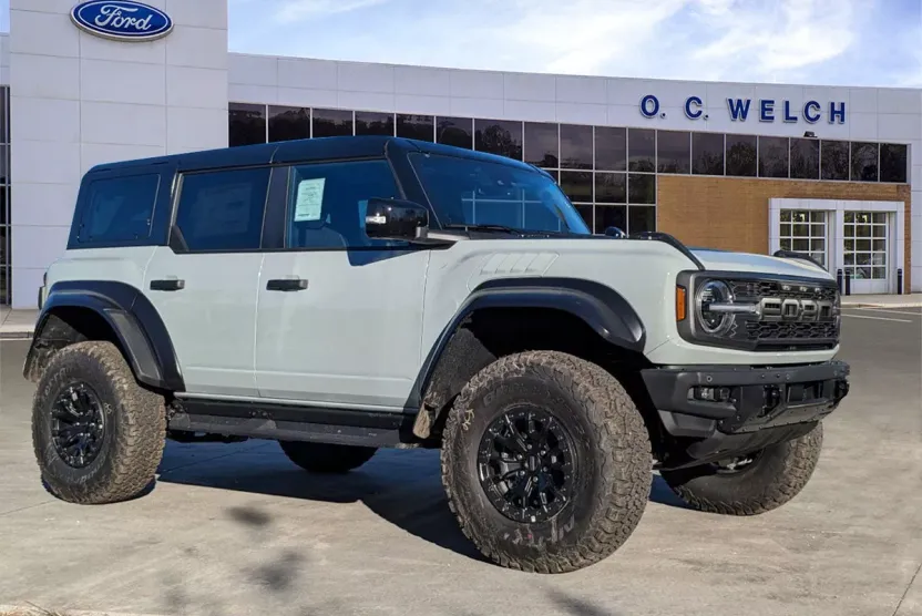 2024 Ford Bronco Raptor photo 1