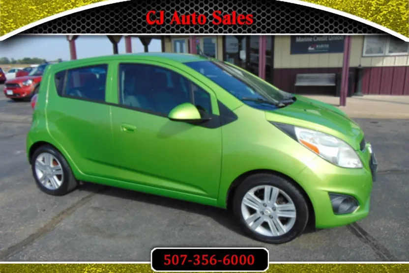 2014 Chevrolet Spark 1LT photo 1