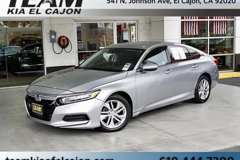 2019 Honda Accord LX photo 1