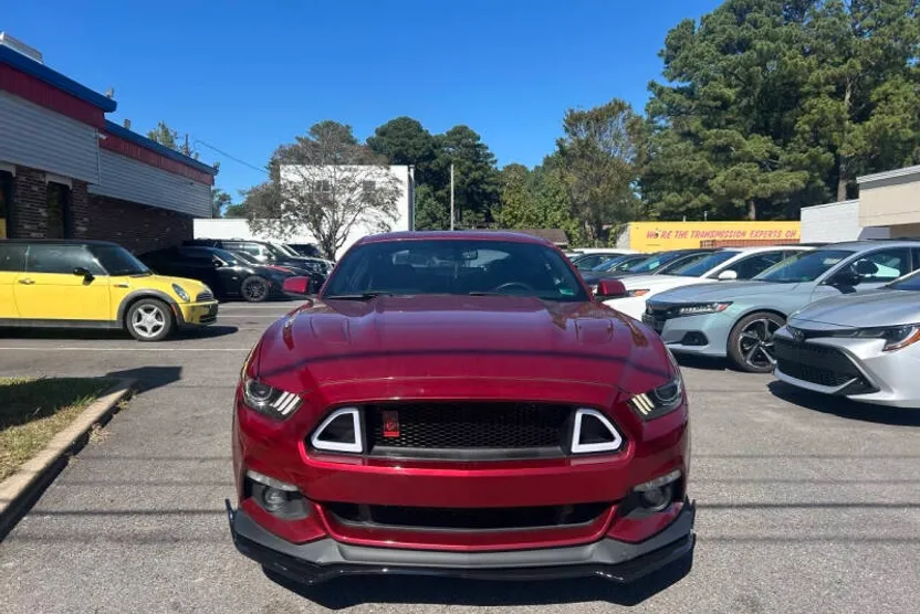 2015 Ford Mustang GT photo 1