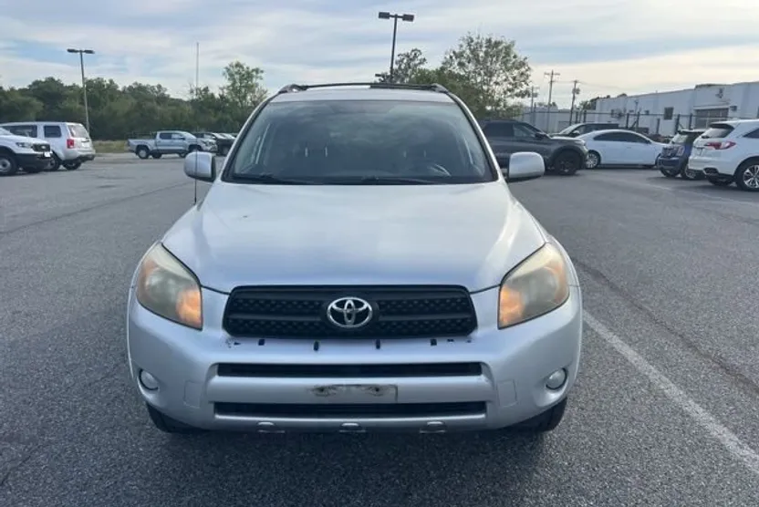 2008 Toyota RAV4 Sport photo 1