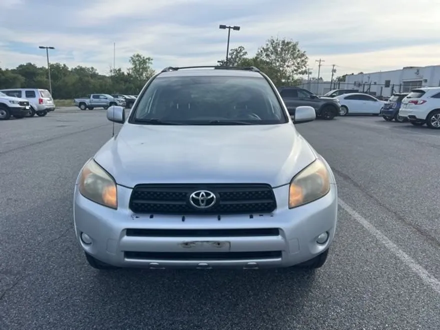 2008 Toyota RAV4 Sport photo 1