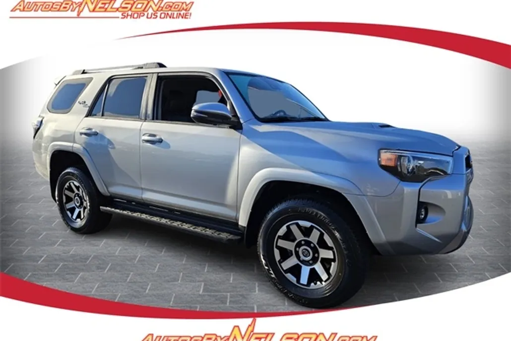 2024 Toyota 4Runner TRD Off-Road Premium photo 1