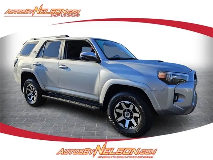 2024 Toyota 4Runner TRD Off-Road Premium photo 1