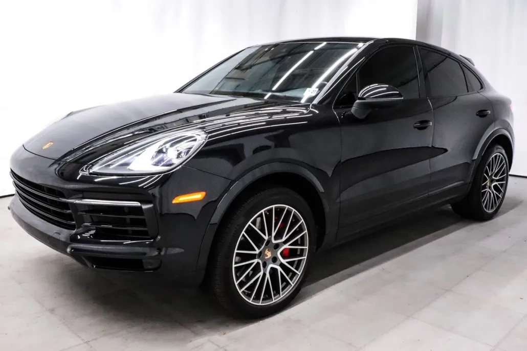 2022 Porsche Cayenne Coupe S photo 1