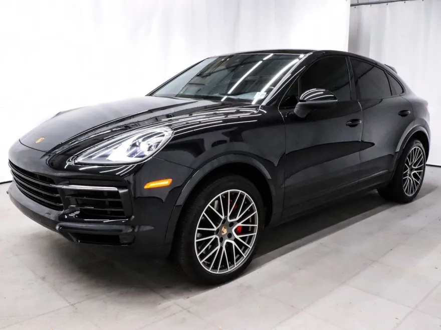 2022 Porsche Cayenne Coupe S photo 1