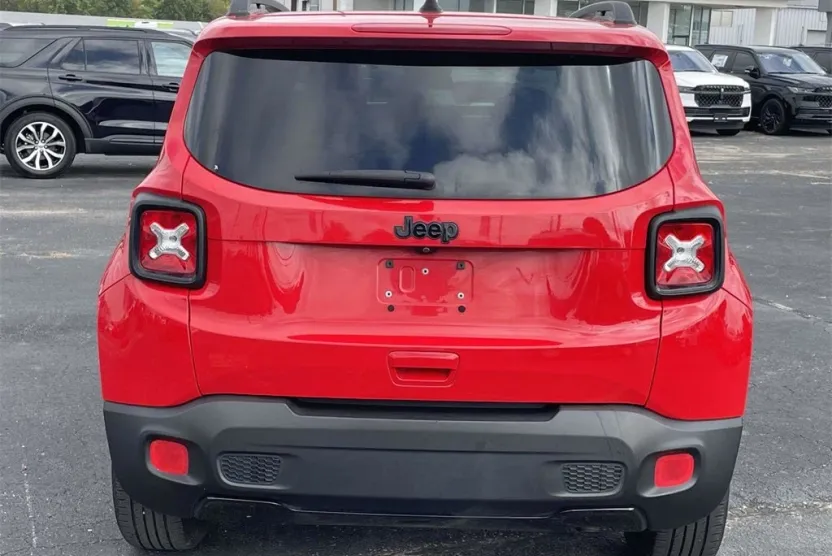 2018 Jeep Renegade Latitude North Edition photo 1