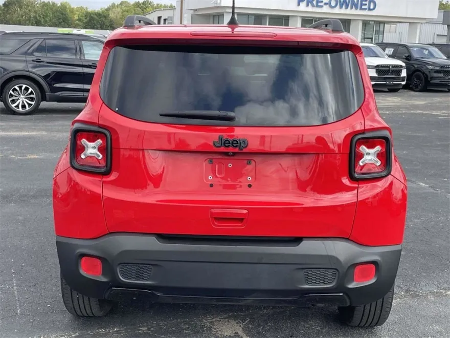 2018 Jeep Renegade Latitude North Edition photo 1