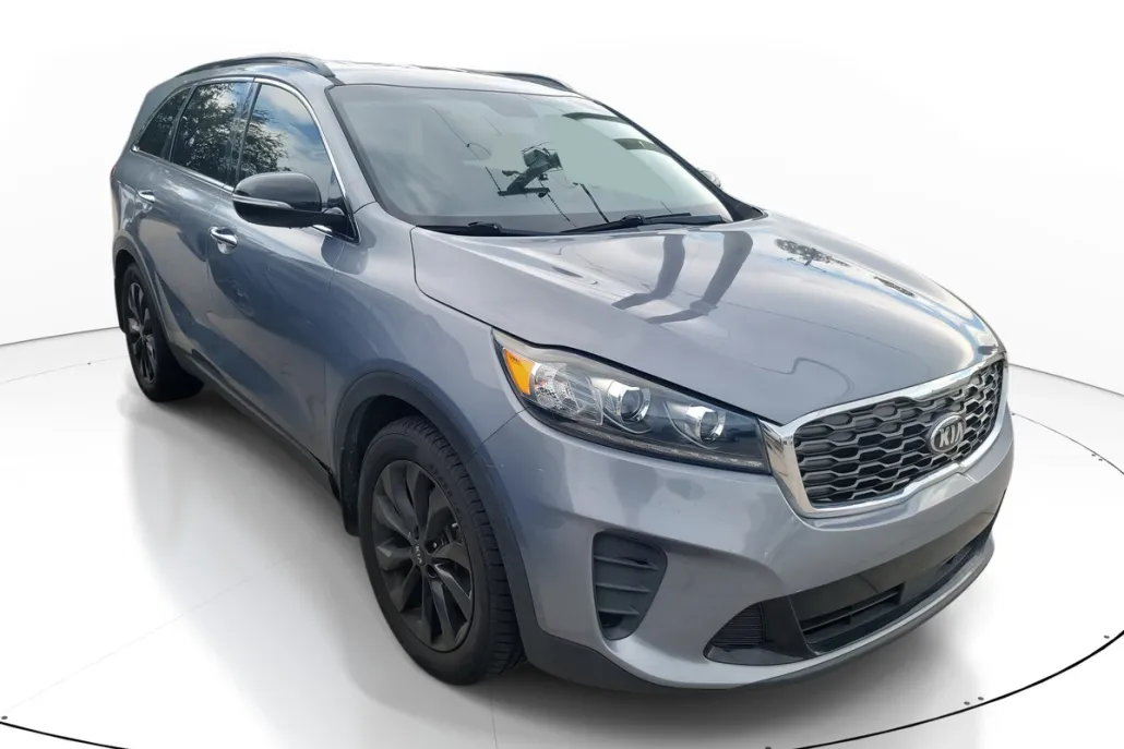 2020 Kia Sorento S V6 photo 1