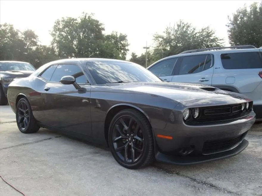 2023 Dodge Challenger R/T photo 1