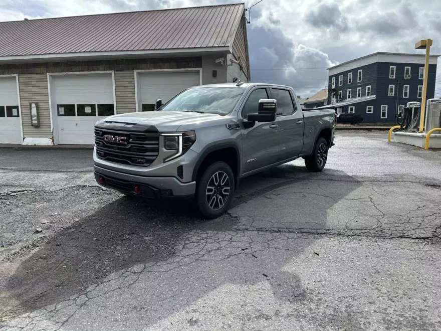2026 Gmc Sierra 1500 AT4 photo 1