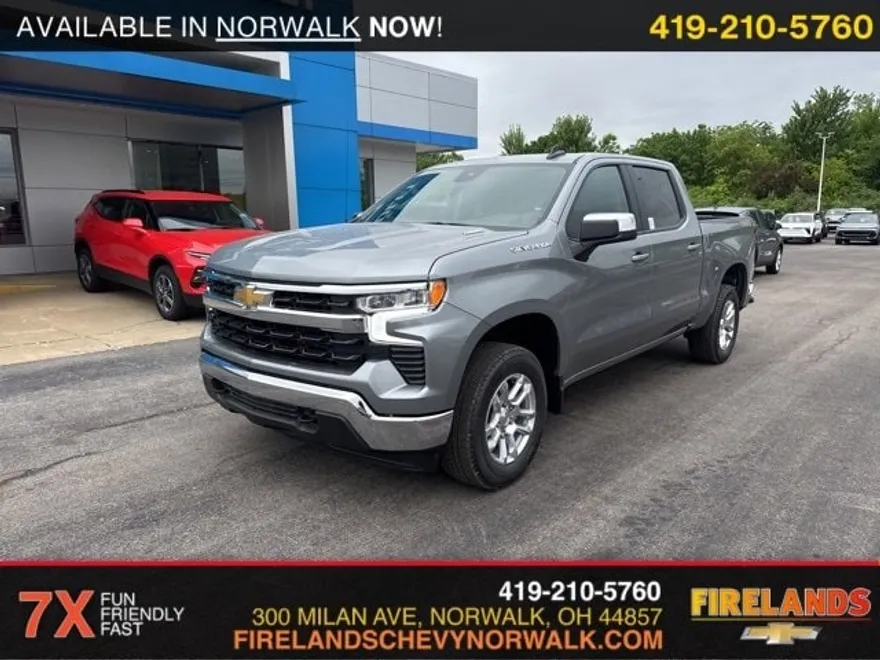 2025 Chevrolet Silverado 1500 LT photo 1