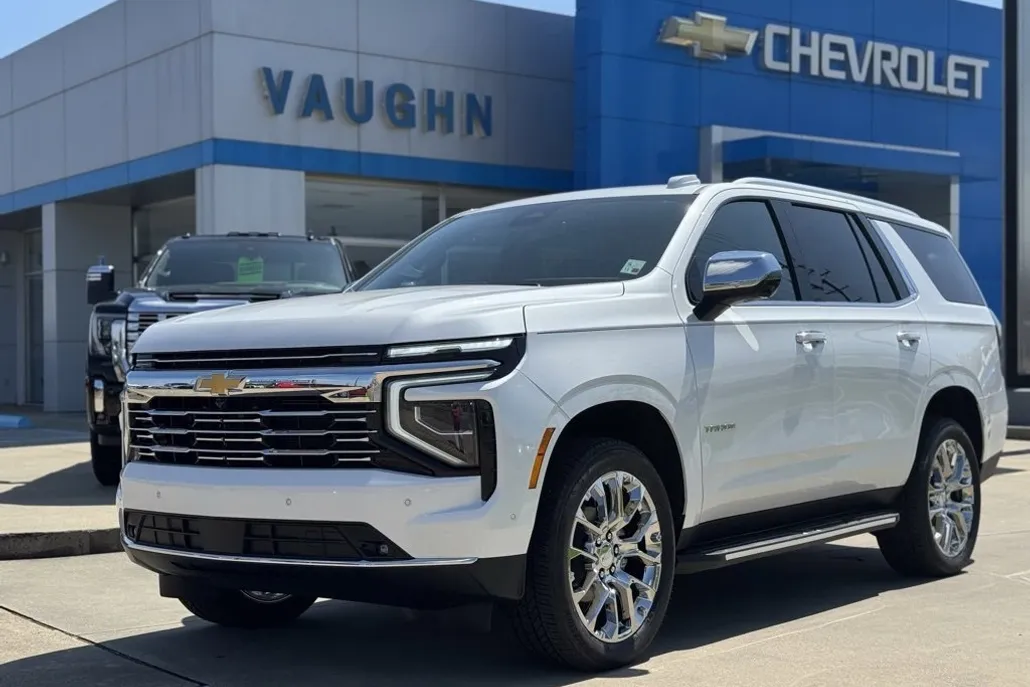 2025 Chevrolet Tahoe Premier photo 1