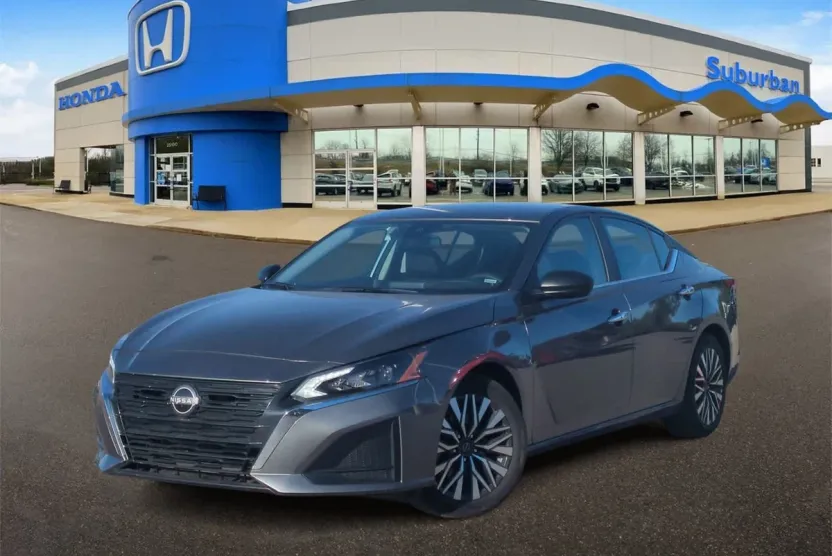 2025 Nissan Altima SV photo 1