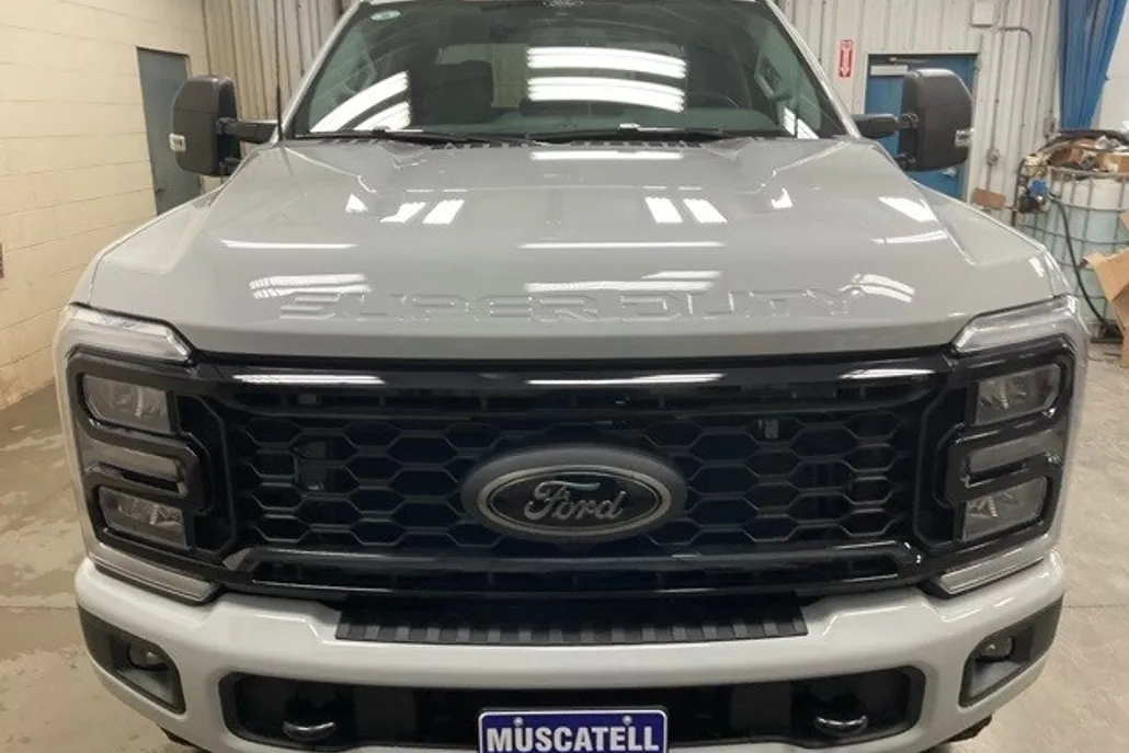 2025 Ford F-350 XLT photo 1