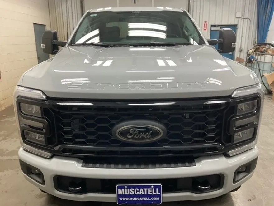2025 Ford F-350 XLT photo 1