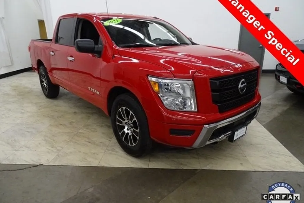 2021 Nissan Titan SV photo 1