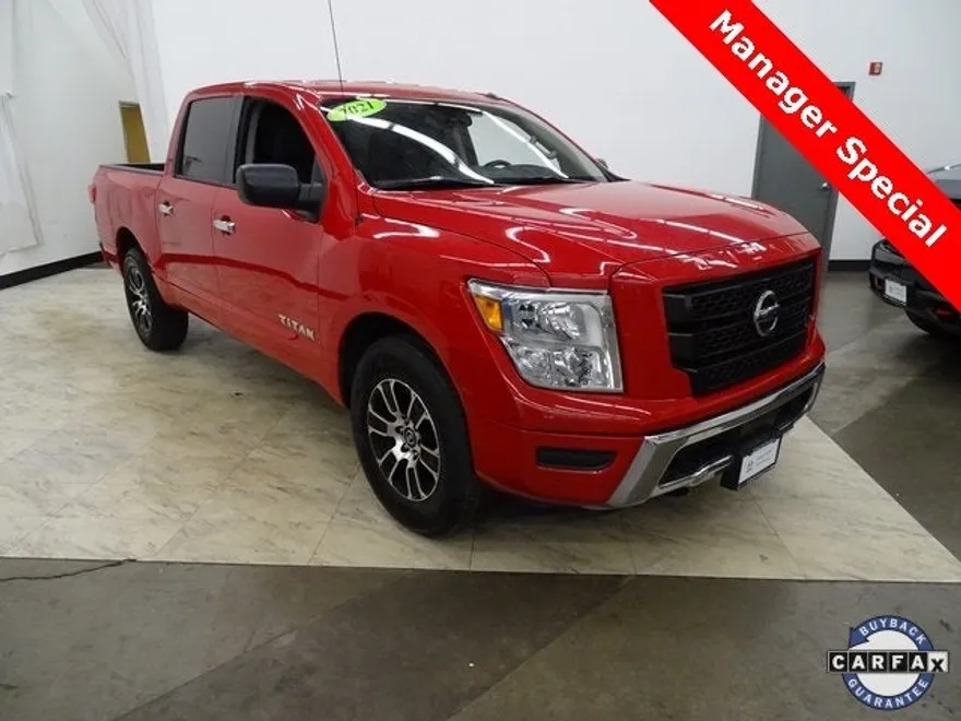 2021 Nissan Titan SV photo 1