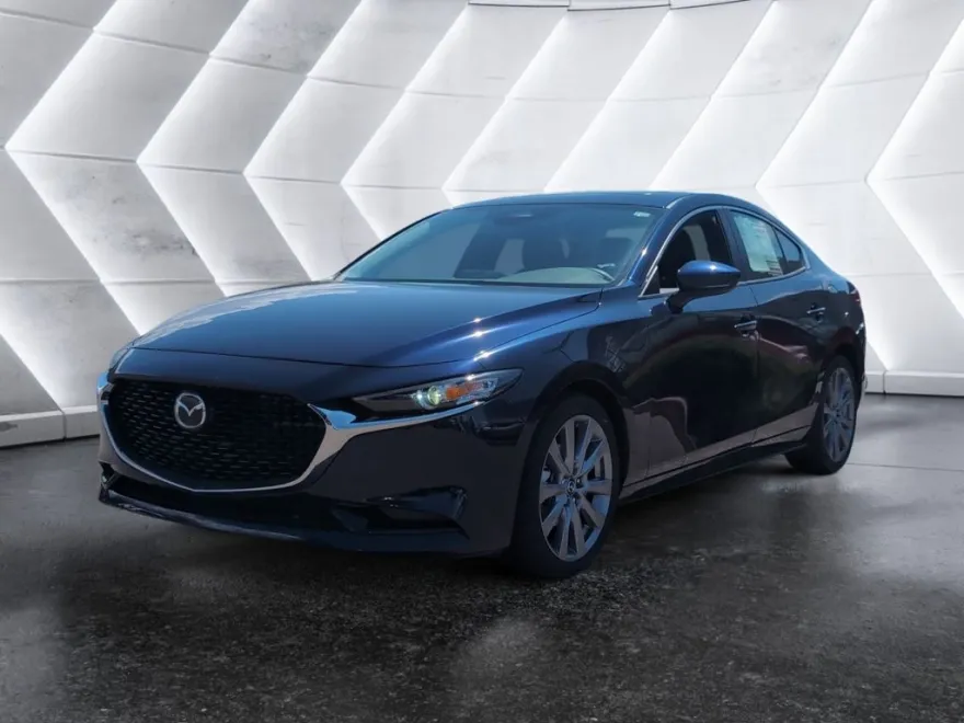 2024 Mazda Mazda3 2.5 s Preferred photo 1