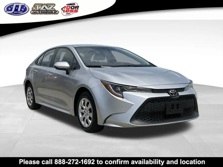 2022 Toyota Corolla LE photo 1