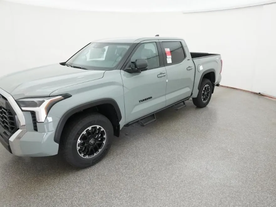 2026 Toyota Tundra SR5 CrewMax photo 1