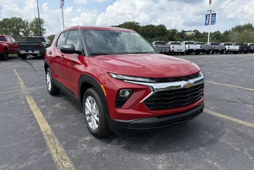 2026 Chevrolet Trailblazer LS photo 1