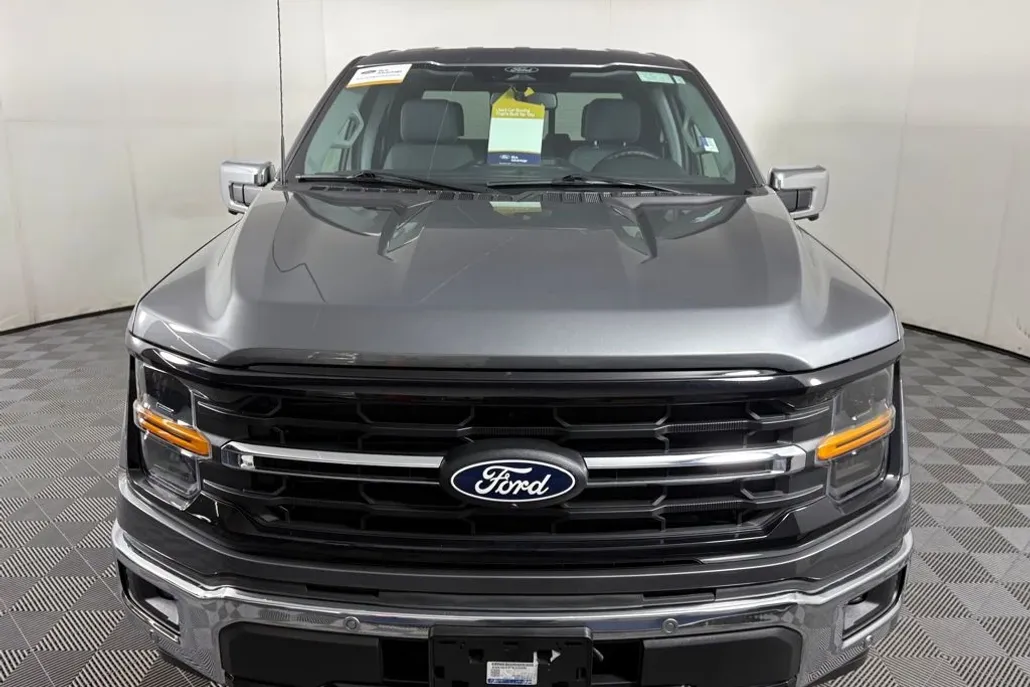2024 Ford F-150 XLT photo 1