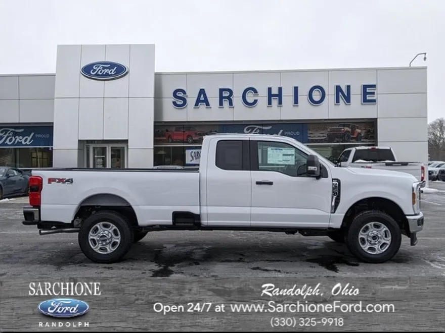 2025 Ford F-250 XLT photo 1