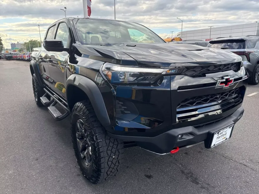 2026 Chevrolet Colorado ZR2 photo 1